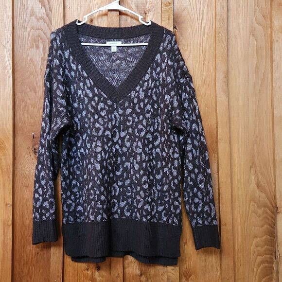 Nine West V-Neck Metallic Tunic Knit Sweater Bundle Medium, Silver & Holiday Red - Picture 4 of 9